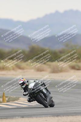 media/Sep-21-2025-Race Pace (Sun) [[98bf33ef95]]/Verified/10-Turn 10 (1150am)/